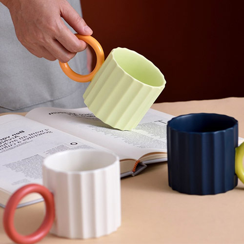 300ml round handle ceramic mugs supplier