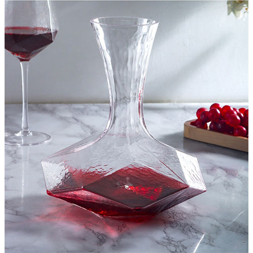 wide mouth diamond-shape wine decanter