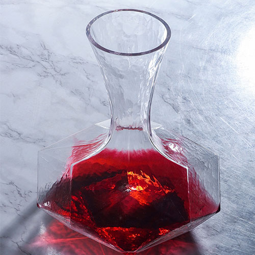 China wine decanters supplier