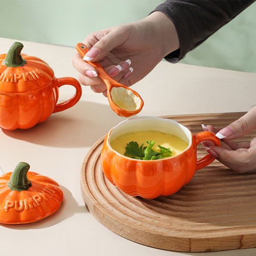 8.5oz ceramic halloween pumpkin mug