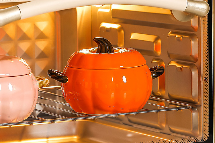 oven safe ceramic pumpkin-shaped bowl